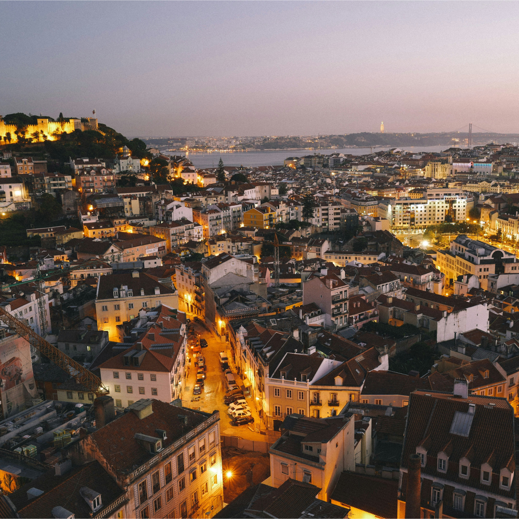 Check the unofficial Lisbon Guide by Paez - part 2
