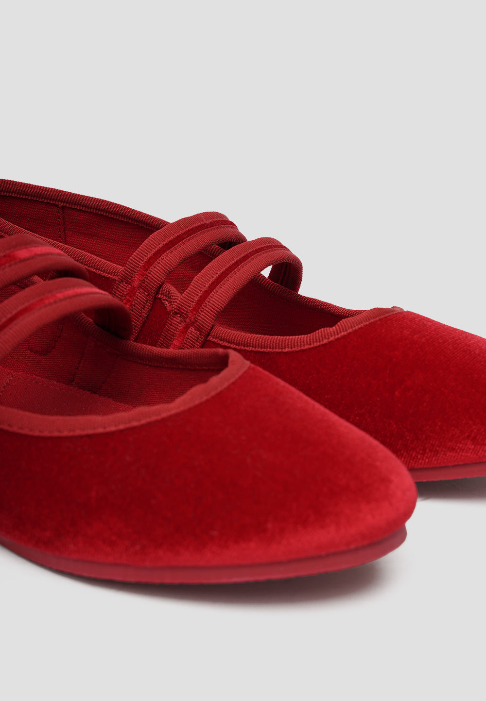 MARY JANE DOUBLE STRAP VELVET LIPSTICK