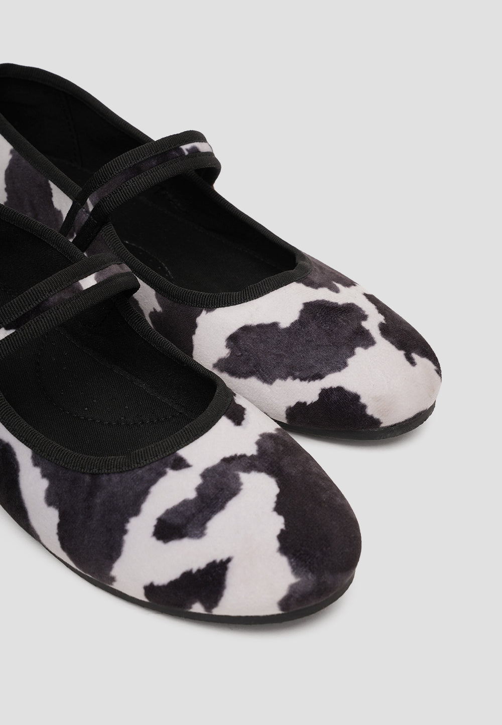MARY JANE VELVET COW BLACK