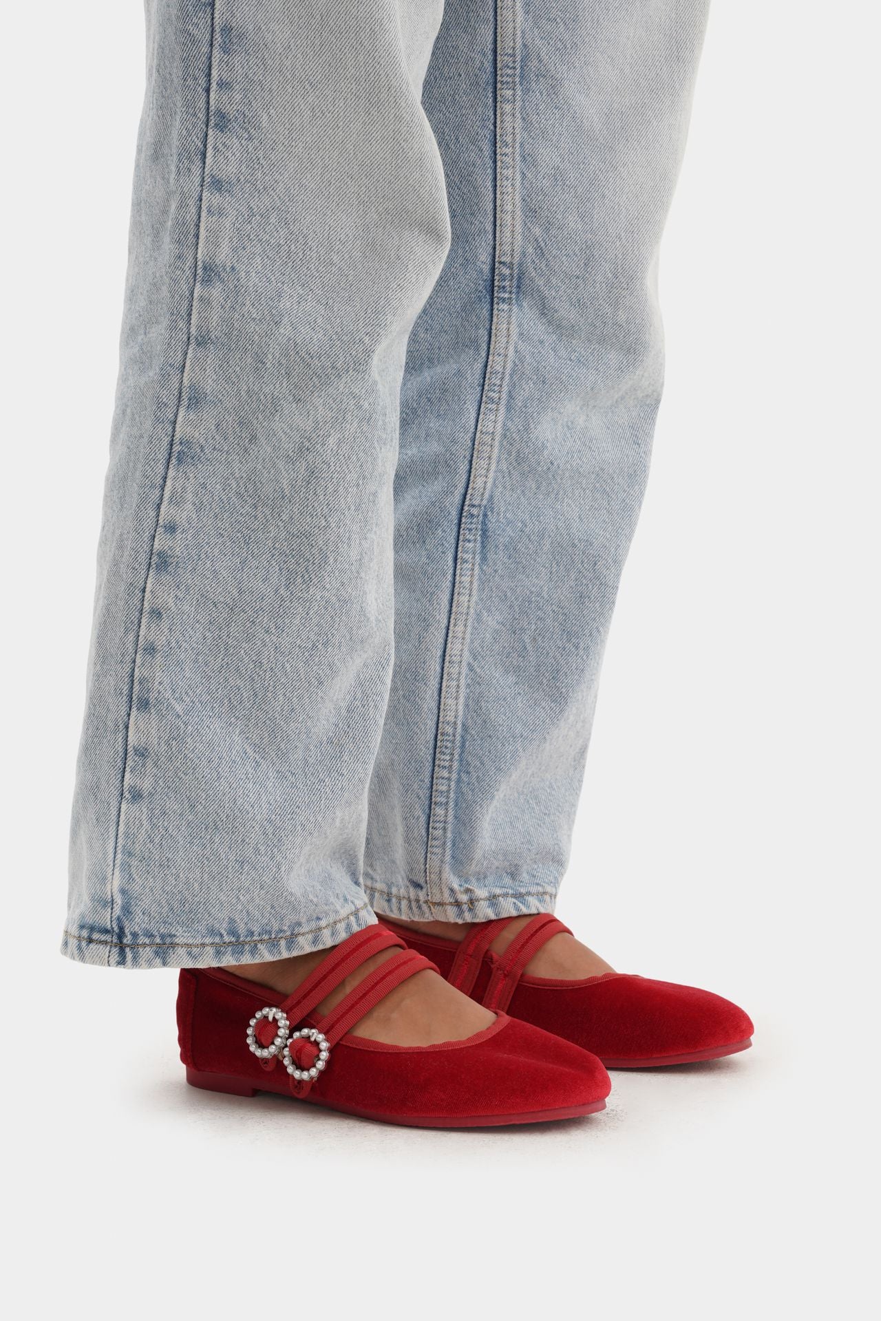 MARY JANE DOUBLE STRAP VELVET LIPSTICK