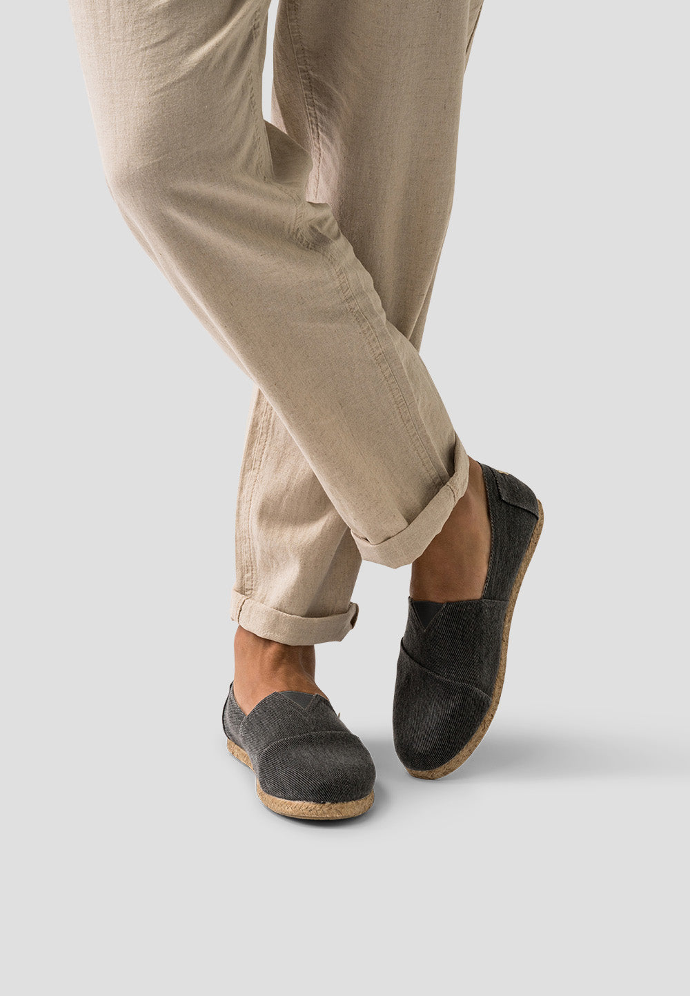 CLASSIC ESSENTIAL CHARCOAL