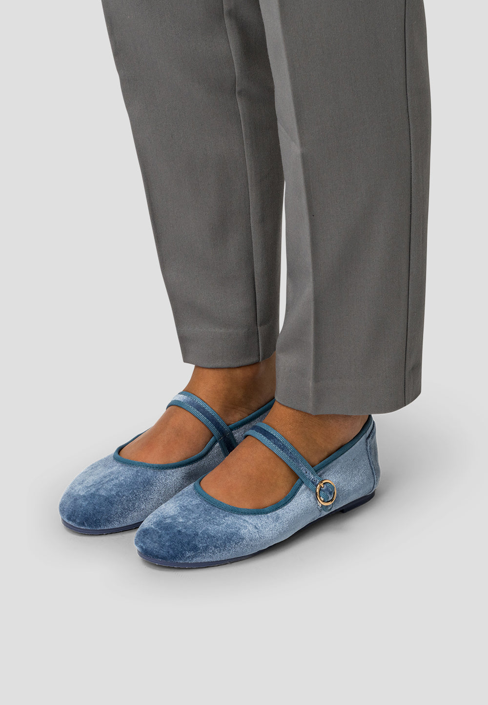 MARY JANE VELVET CLOUDY