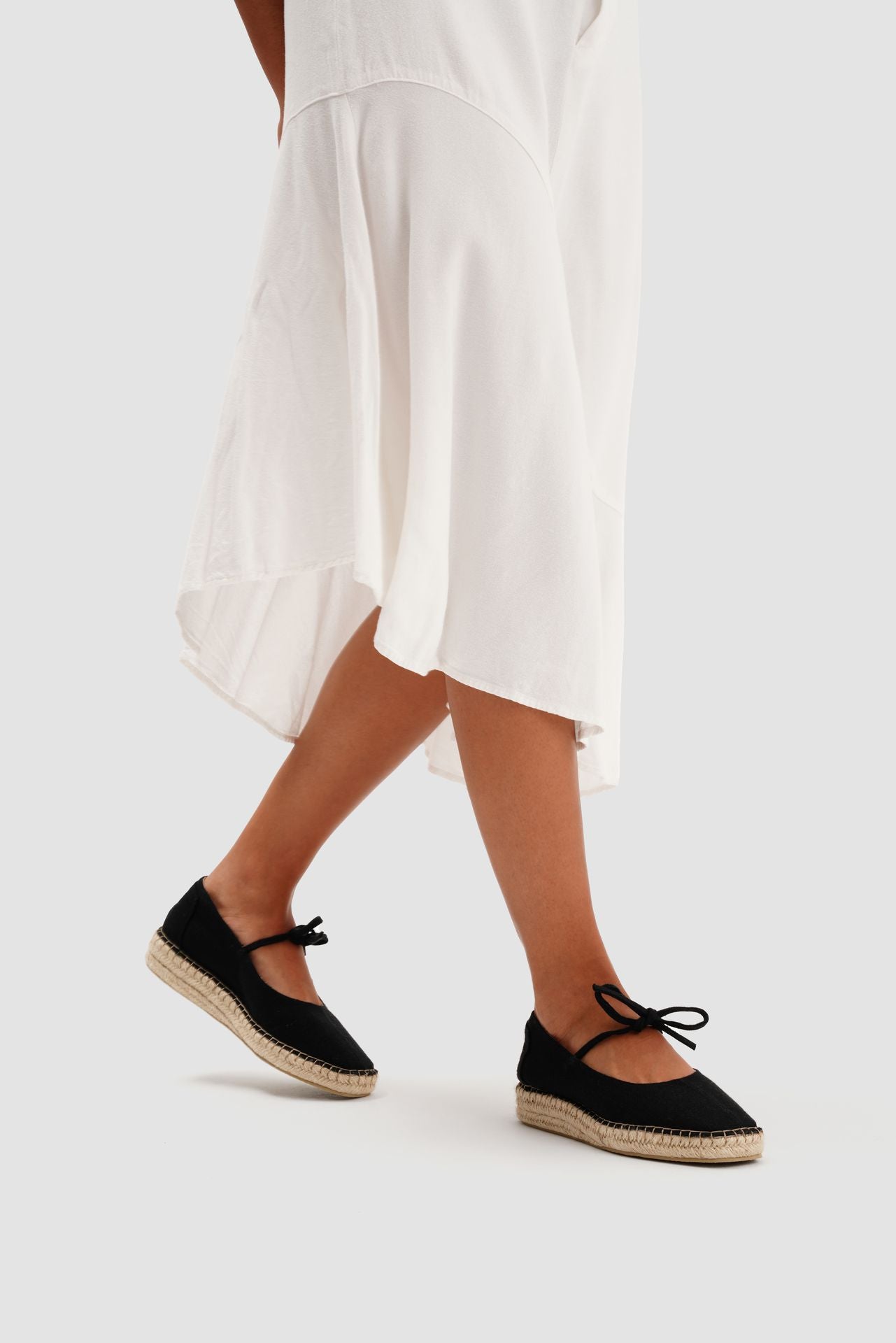 TULIPA RAW LINEN BLACK