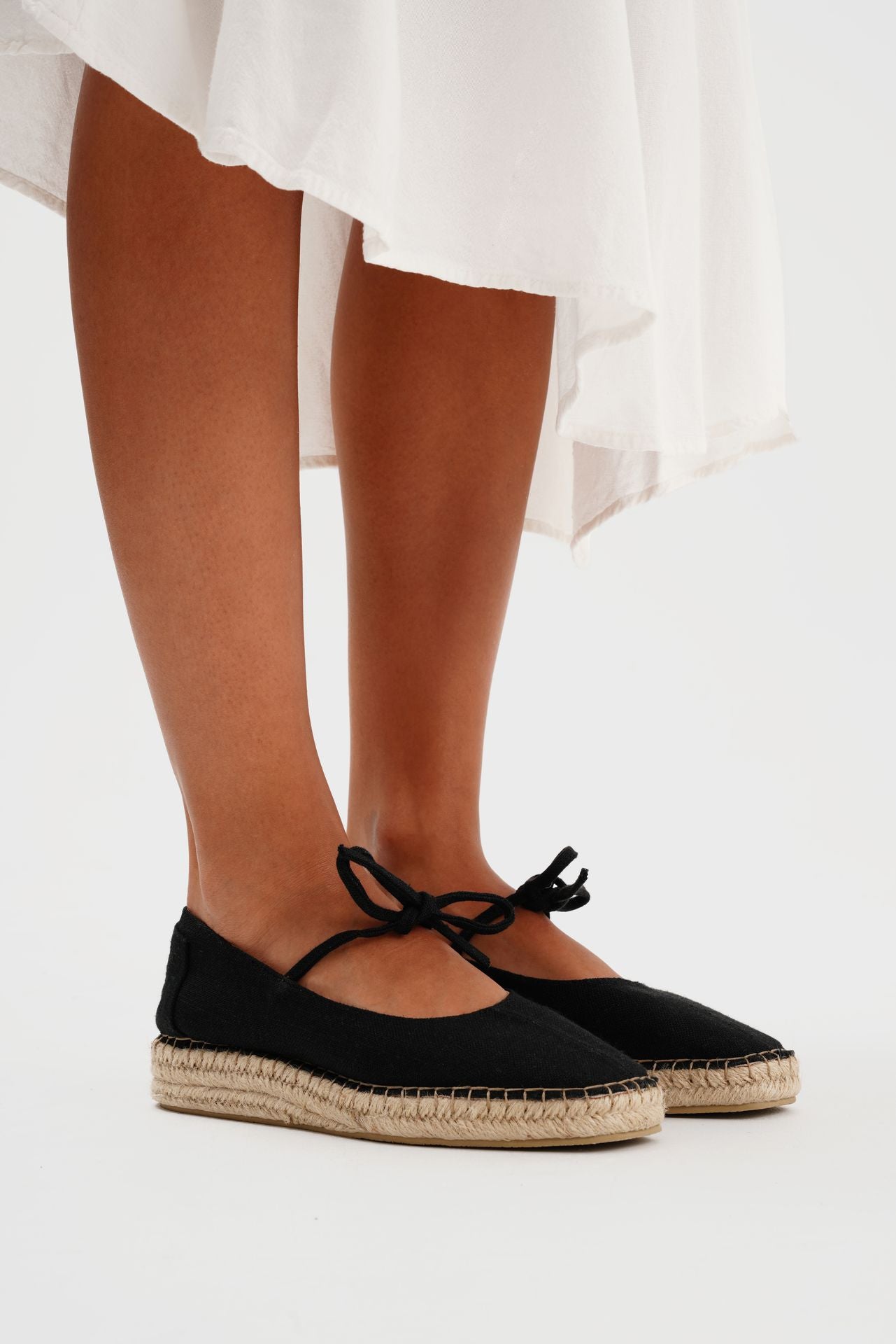 TULIPA RAW LINEN BLACK