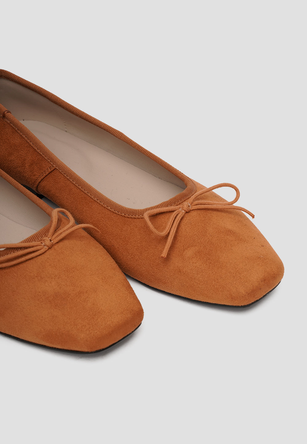 SABRINA VEGAN SUEDE GOLDEN