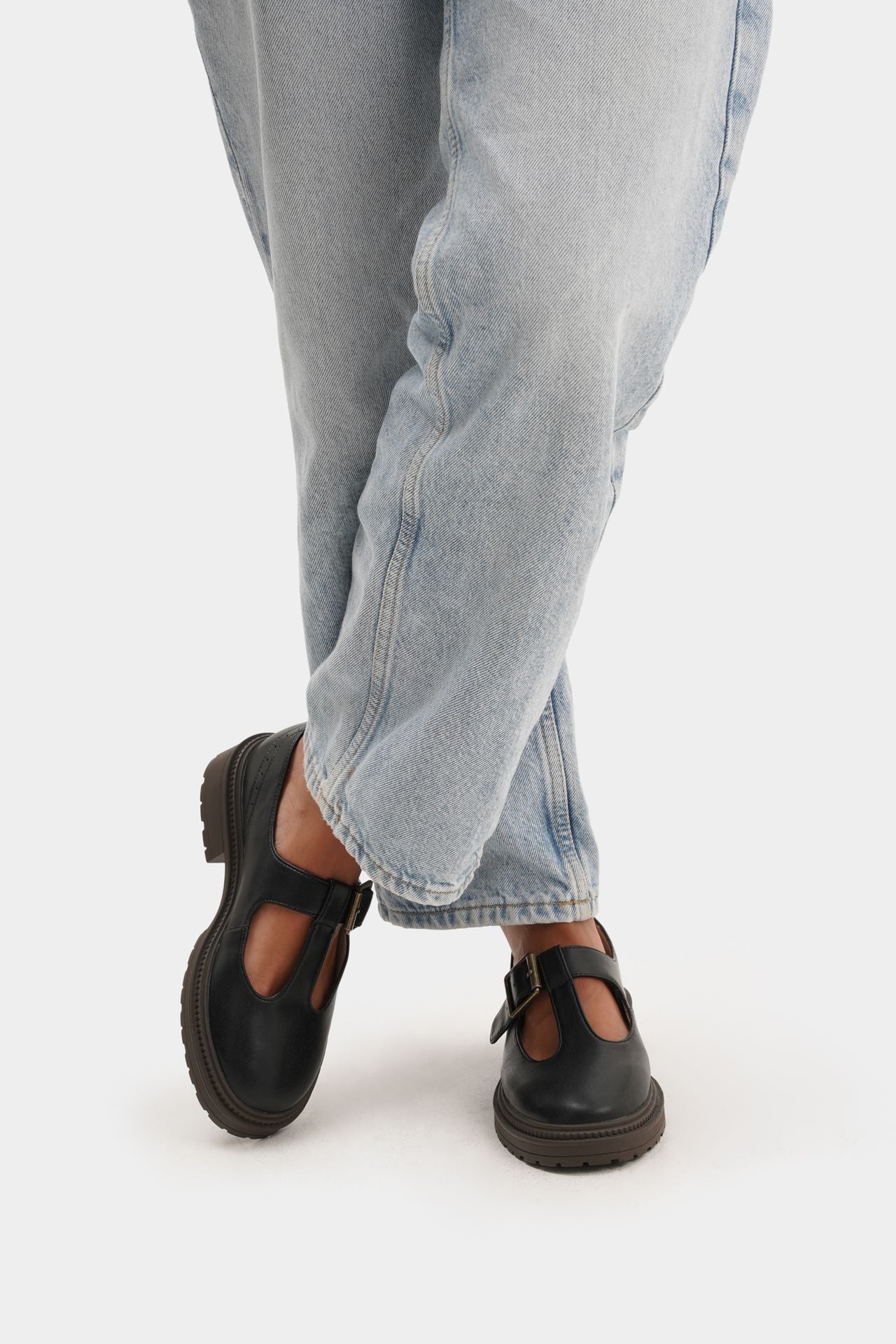 MARY JANE T-STRAP MICROFIBER NAPA BLACK