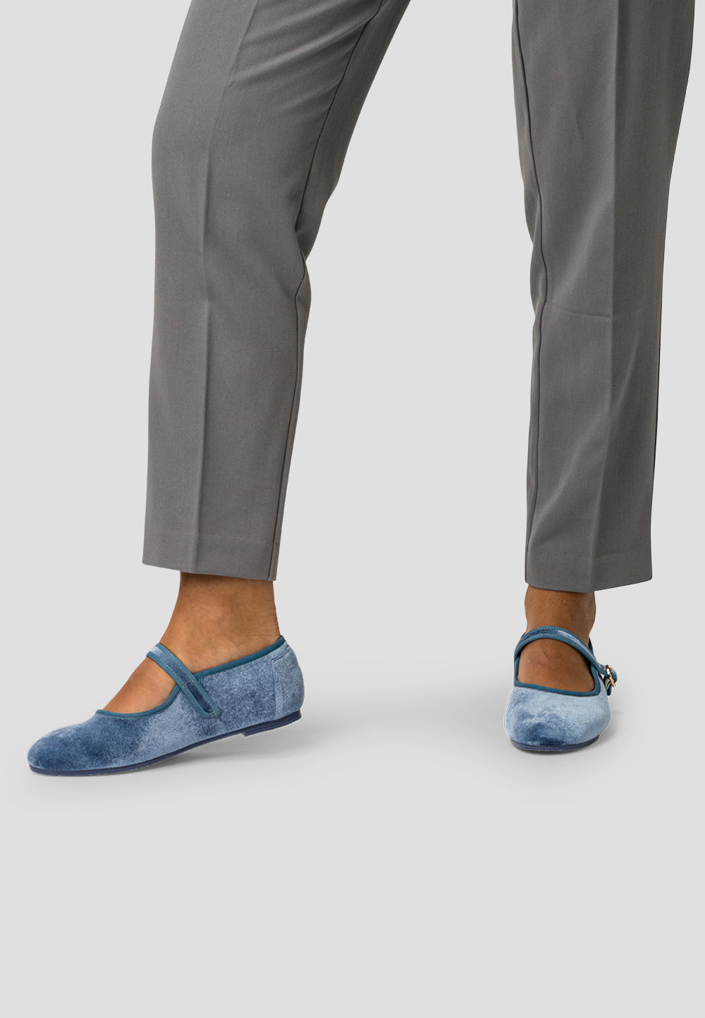 MARY JANE VELVET CLOUDY