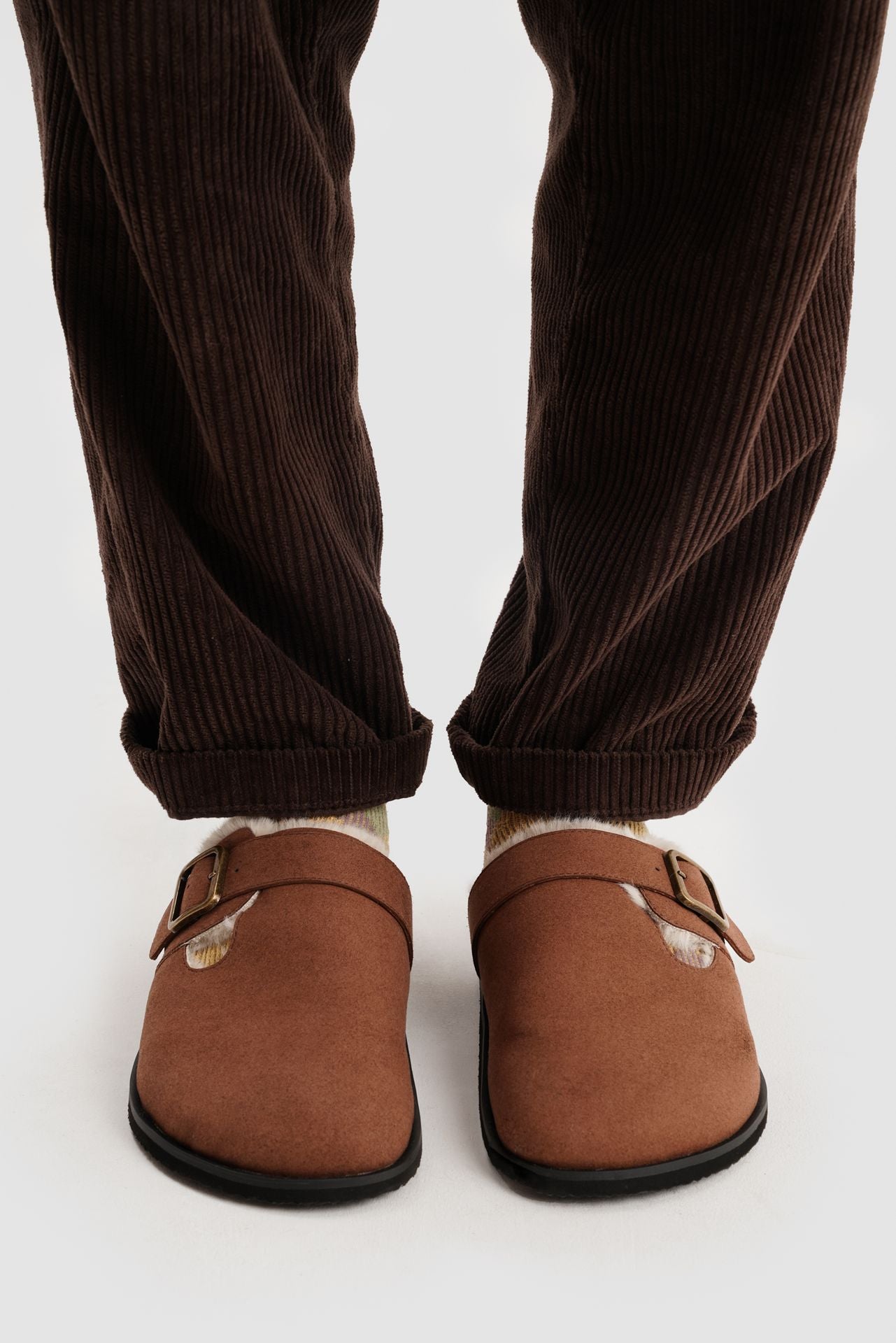 CLOG VEGAN SUEDE CAMEL