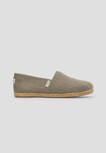 ESSENTIAL GREY
